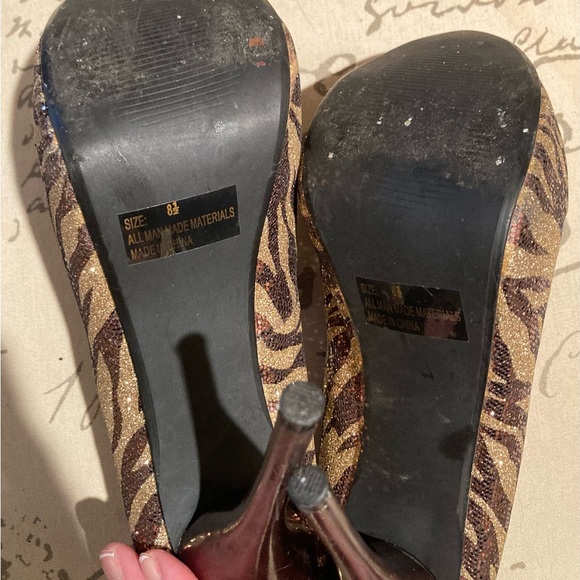 Qupid sparkly gold, and bronze stilettos - Picture 8 of 11